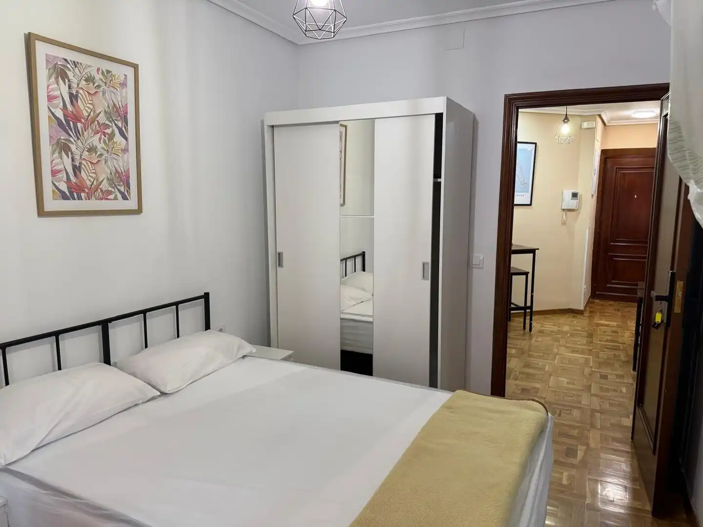 Bedroom of Flat for share in Valladolid  with Heating and Furnished