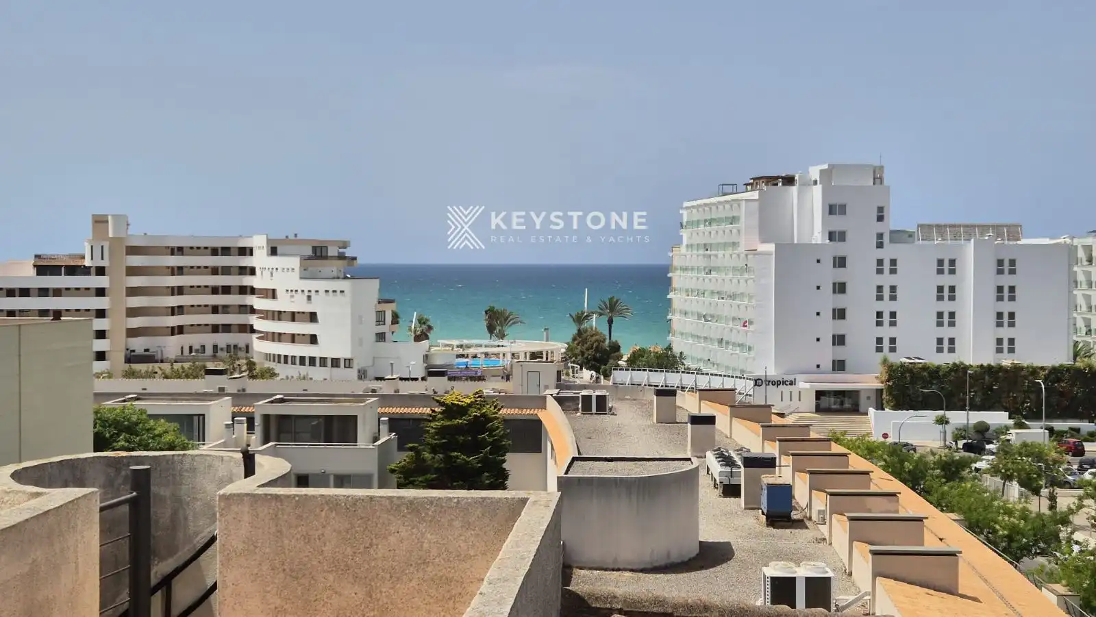 Außenansicht von Dachboden zur Miete in  Palma de Mallorca mit Klimaanlage, Terrasse und Schwimmbad