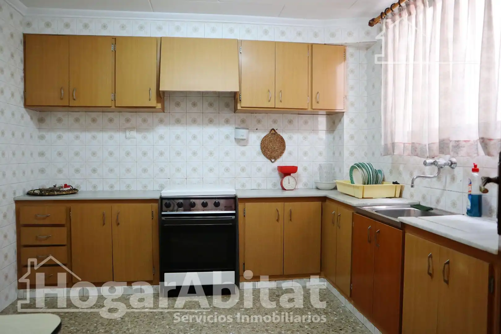 Cocina de Piso en venta en Oliva con Terraza y Balcón