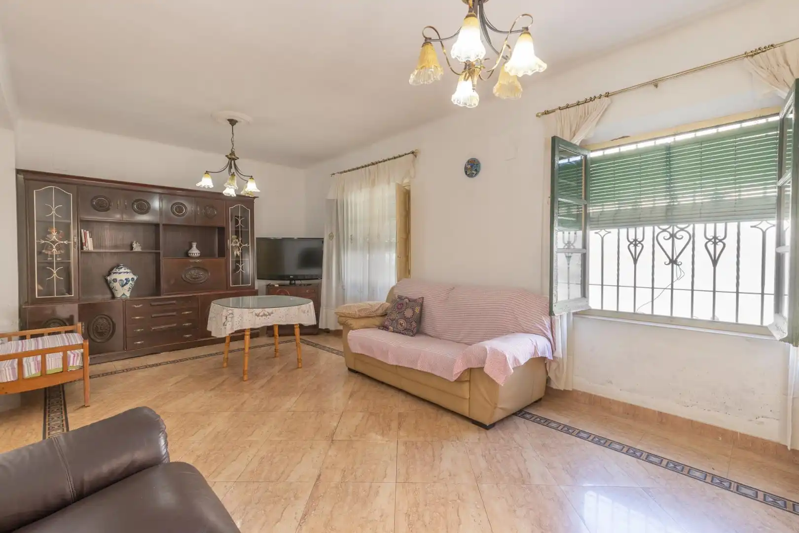 Sala d'estar de Residencial en venda en Granada