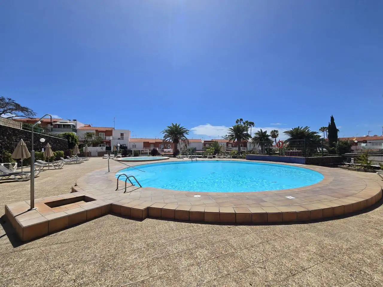 Piscina de Dúplex de alquiler en San Bartolomé de Tirajana con Terraza, Amueblado y Piscina comunitaria