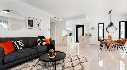 Villa con 3 dormitorios, piscina y solárium en Doña Pepa, imatge 2