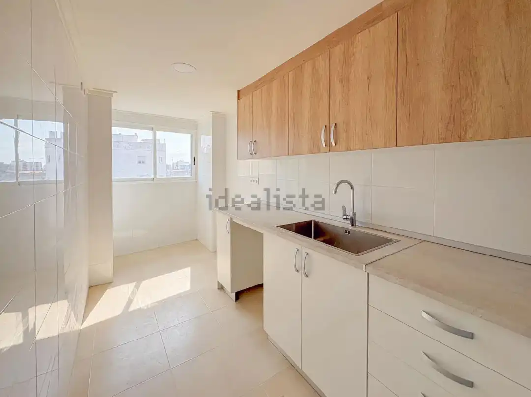 Küche von Wohnung zum Verkauf in Benifaió mit Klimaanlage, Heizung und Terrasse
