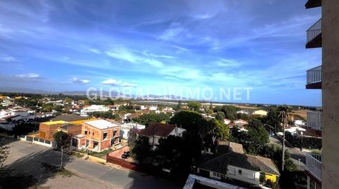 Foto 2 de Apartament en venda a Avinguda Emporda, Sant Pere Pescador, Girona