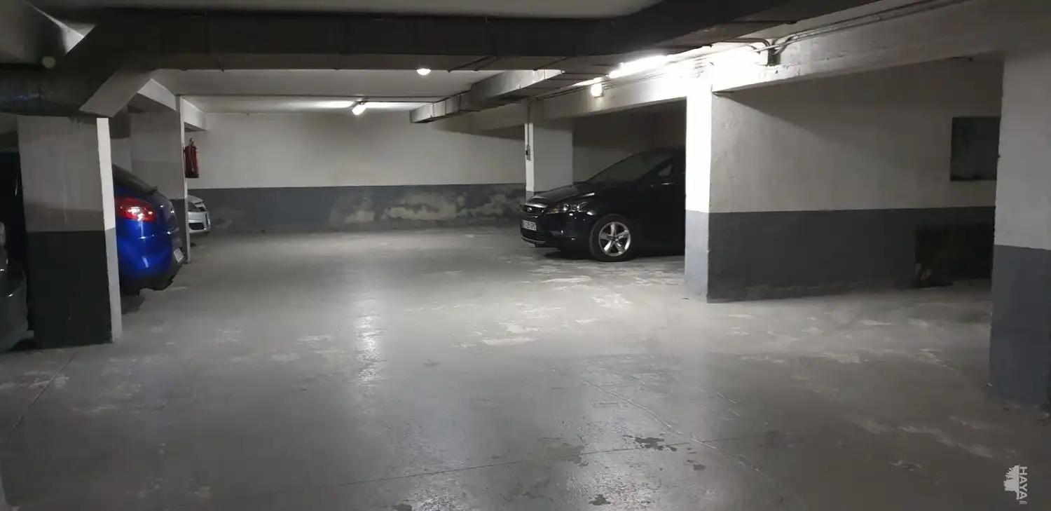 Einzelparkplatz zum Verkauf in Calle Alluitz 1, imagen 3