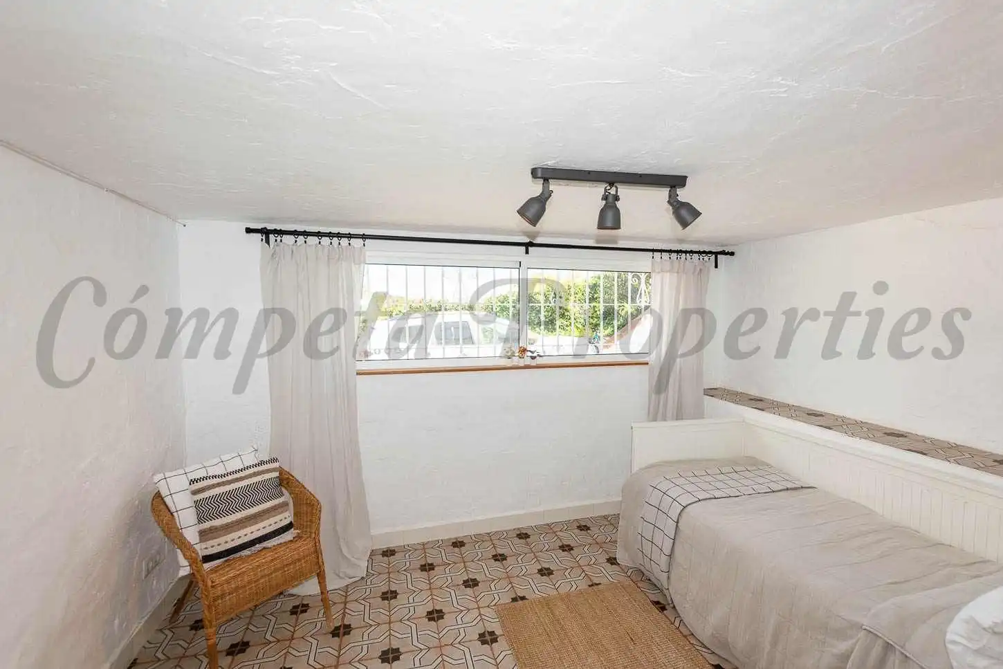 Casa amb piscina en venda a Avda Pescia - Ctra de Frigiliana, imagen 26