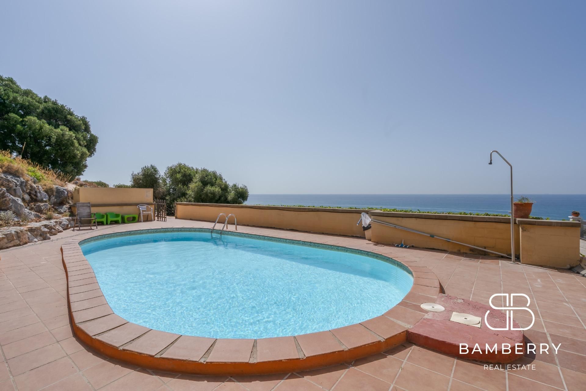 Piscina de Pis en venda en Castelldefels amb Traster i Balcó