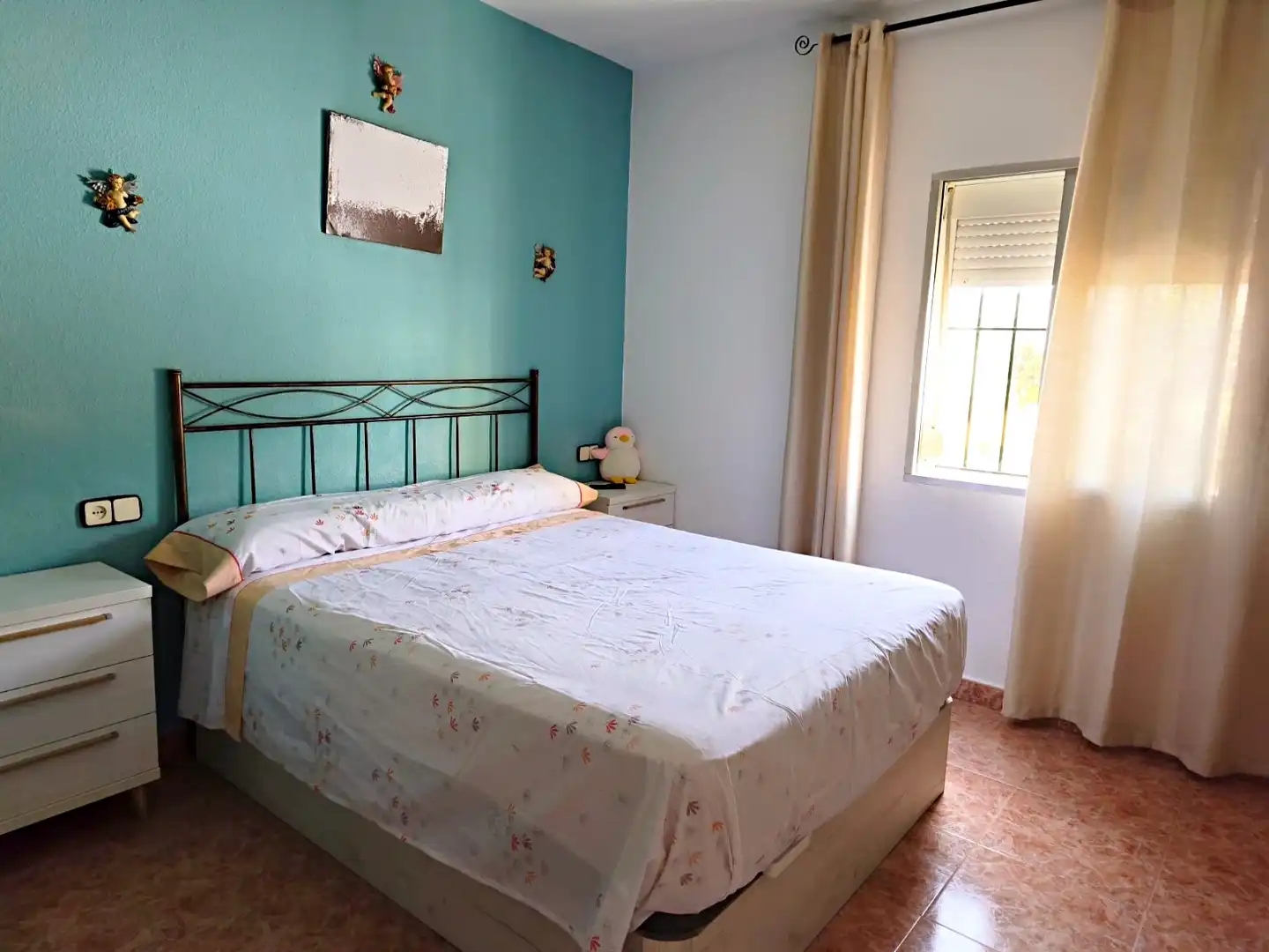 Habitación de Casa adosada en venta en Málaga con Aire acondicionado, Terraza y Amueblado