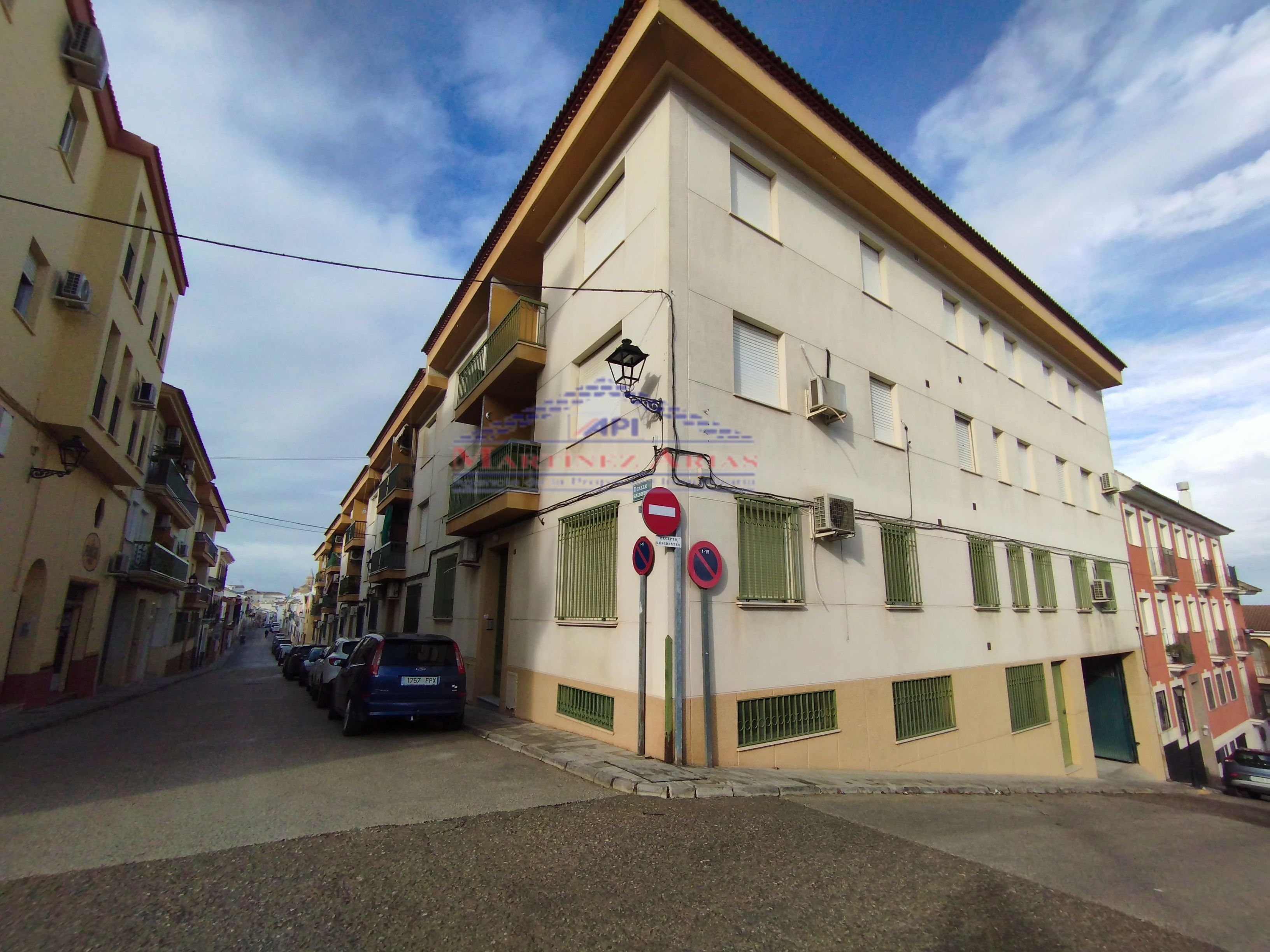 Exterior view of Flat for sale in Porcuna  with Balcony