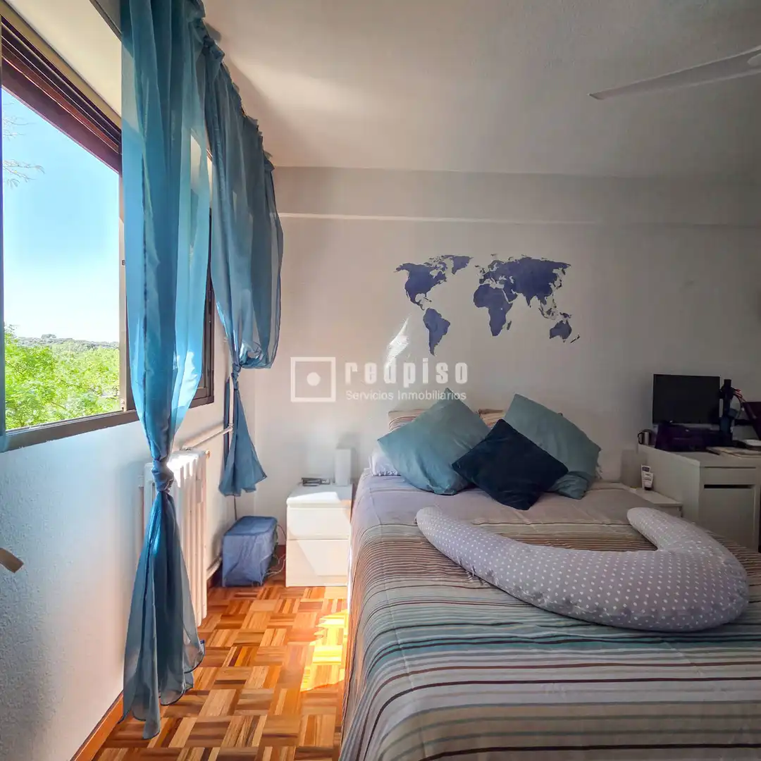 Habitación de Piso en venta en Madrid con Aire acondicionado, Calefacción y Jardín privado