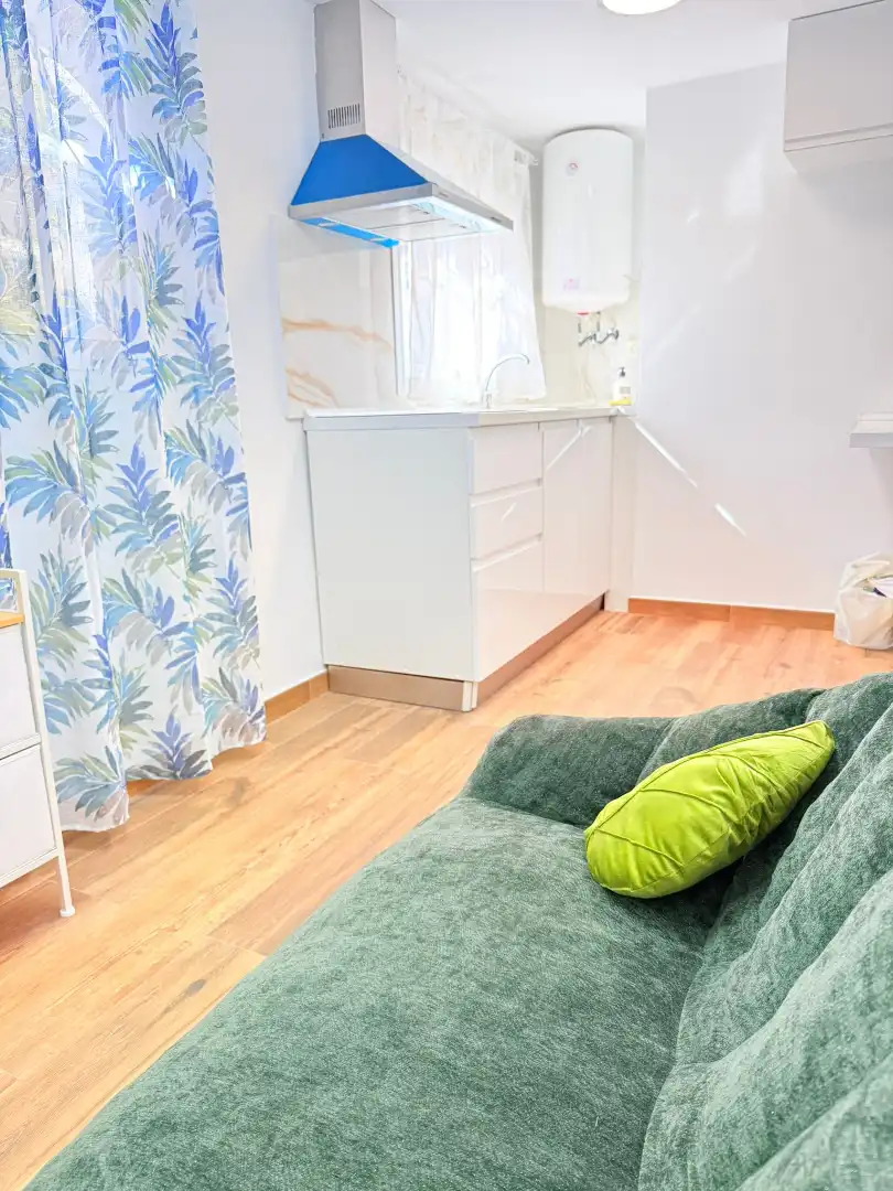 Bedroom of Flat for sale in Cártama  with Furnished