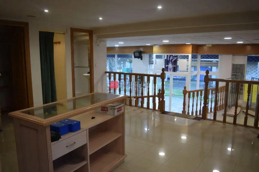 Business premises for sale in Sánchez Freire, imagen 10