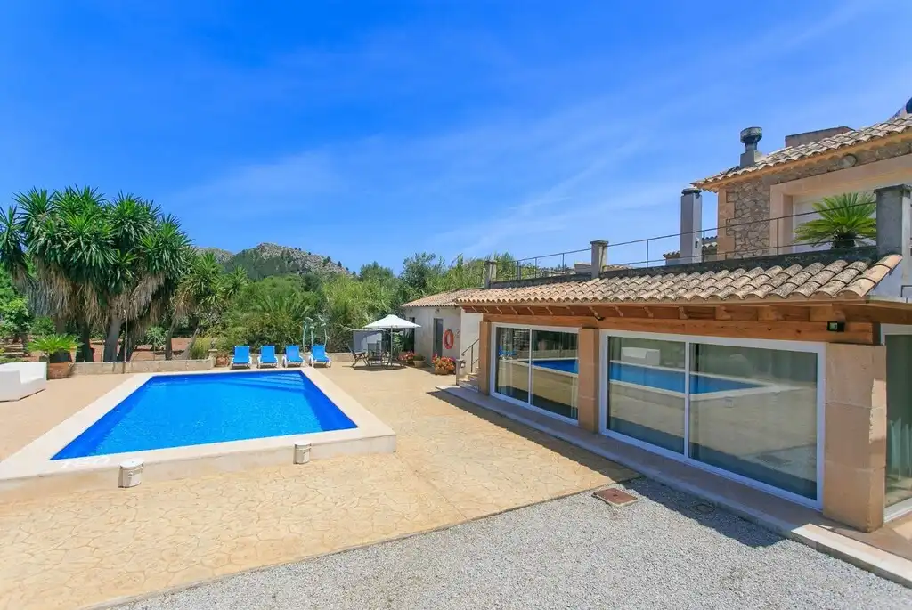Vista exterior de Finca rústica en venta en Pollença con Jardín privado, Terraza y Piscina