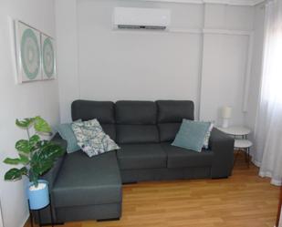 Living room of Flat to rent in Burjassot  with Air Conditioner