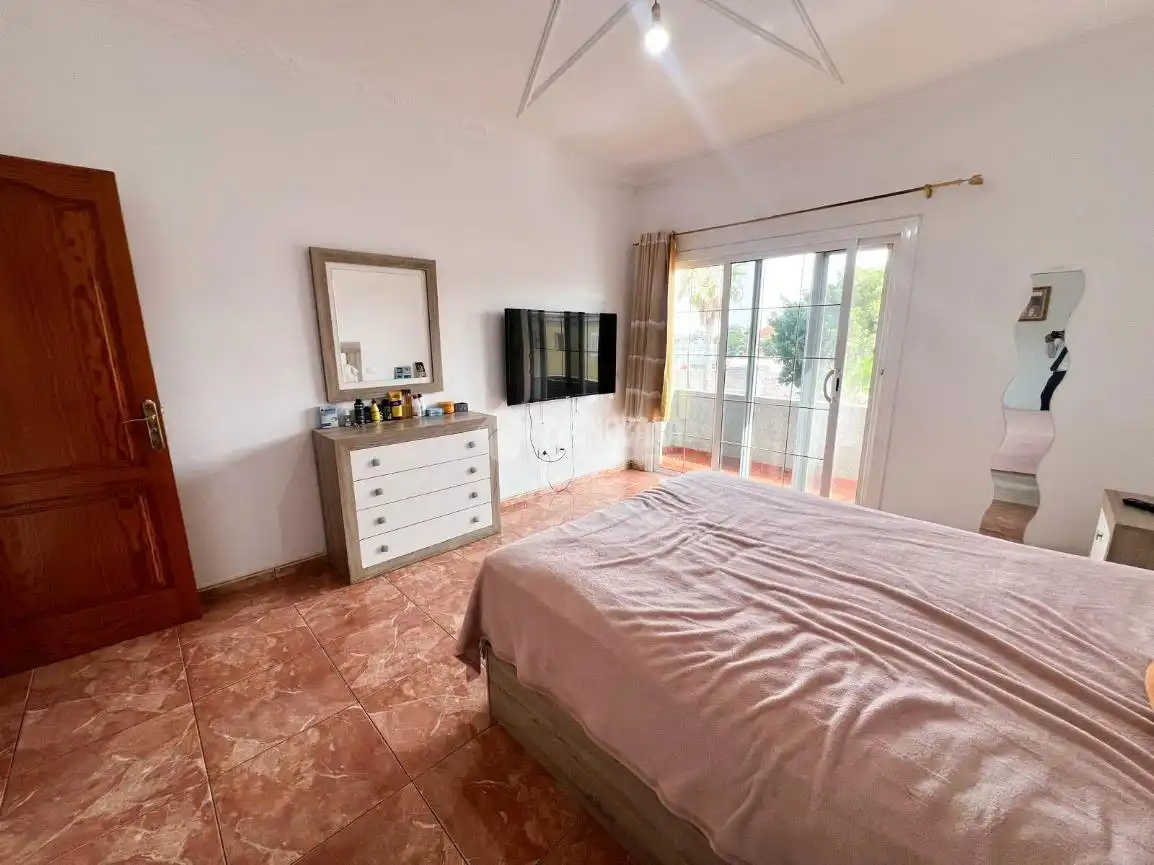 Habitación de Casa adosada en venta en Santa Lucía de Tirajana con Balcón