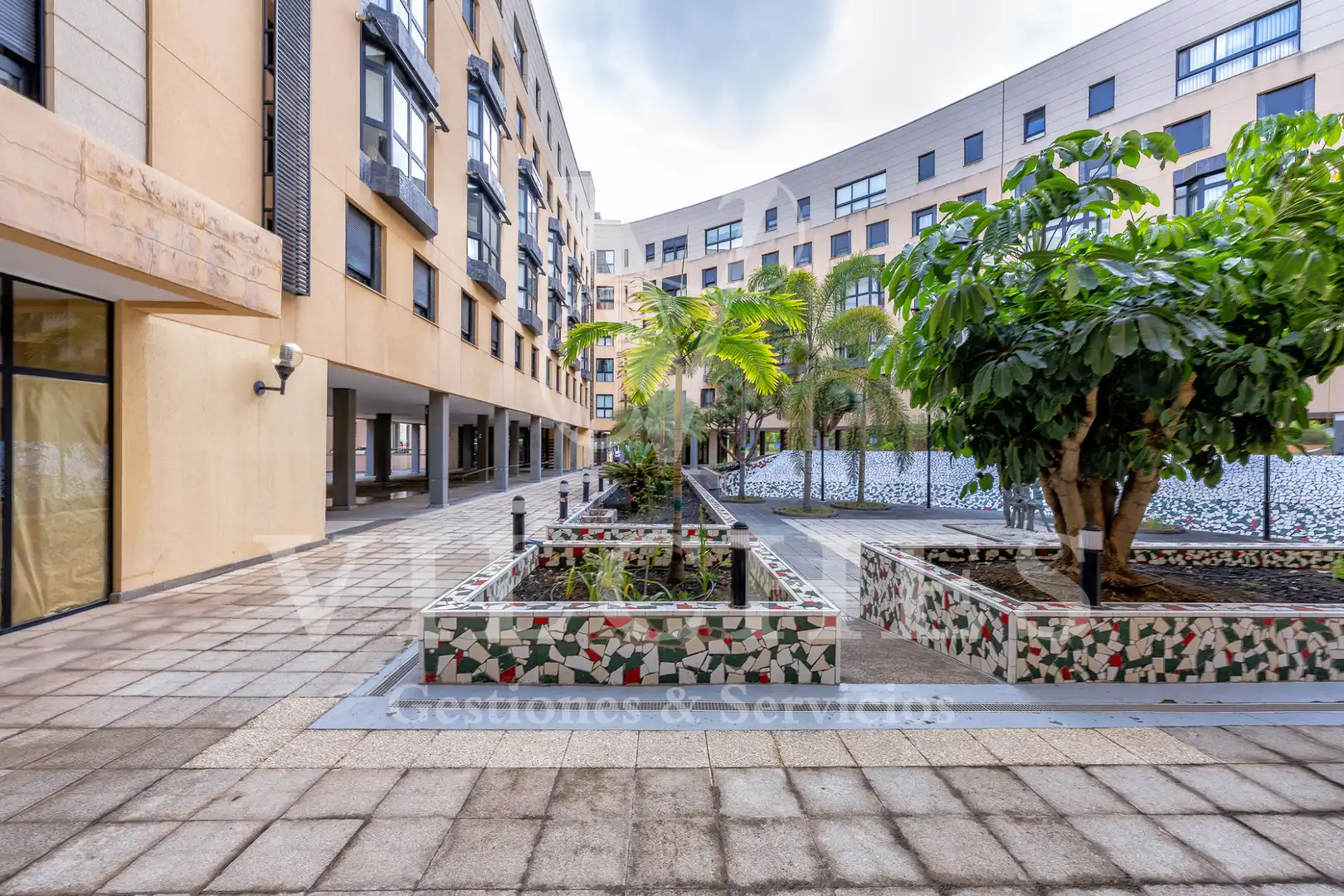 Vista exterior de Dúplex de alquiler en Las Palmas de Gran Canaria con Trastero