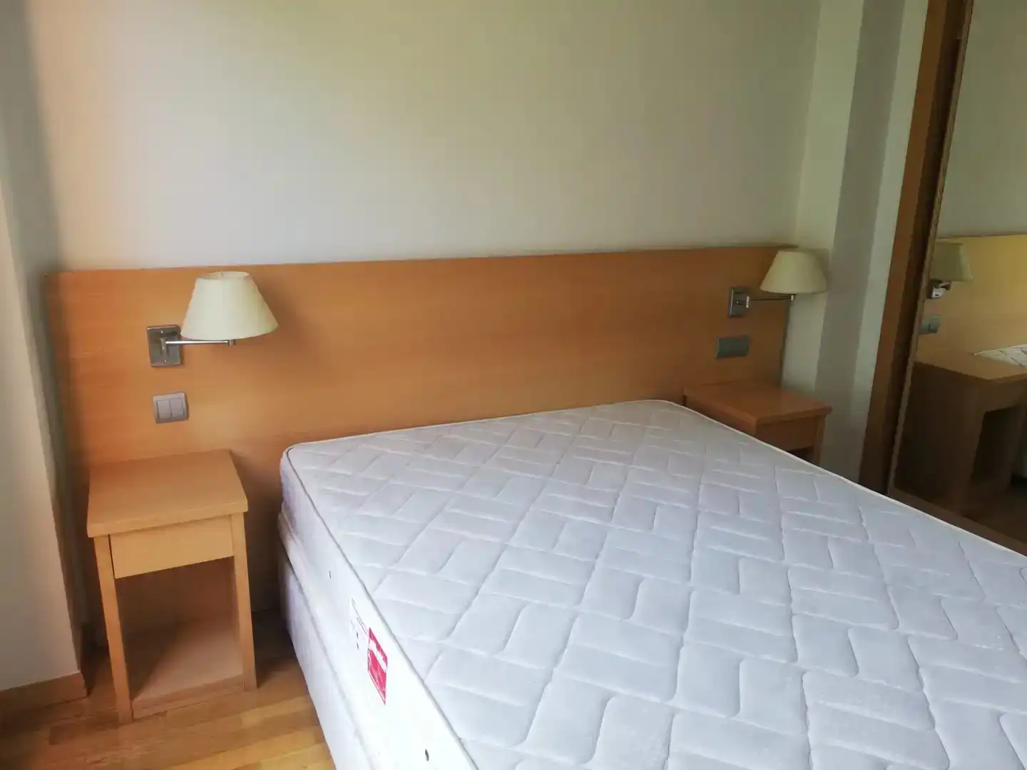 Schlafzimmer von Wohnungen zur Miete in Madrid mit Möbliert