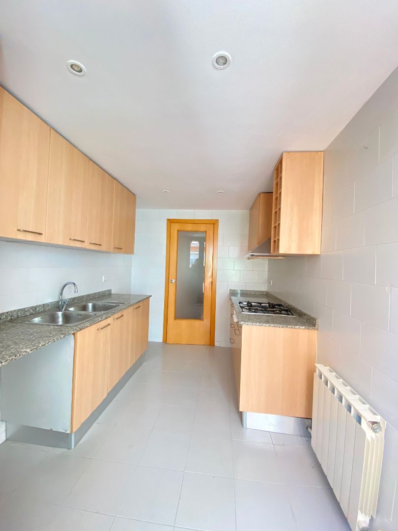 Cuina de Dúplex en venda en Rubí amb Aire condicionat, Calefacció i Parquet