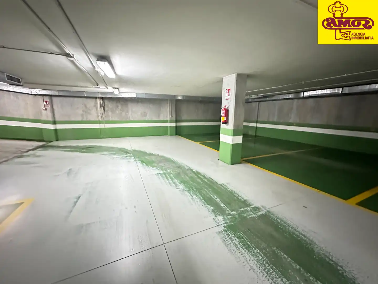 Aparcament amb ascensor en venda a Rúa de Eduardo Pondal, imagen 5