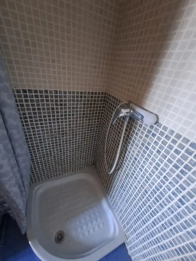 Bany de Pis en venda en Calvarrasa de Abajo amb Calefacció, Parquet i Moblat