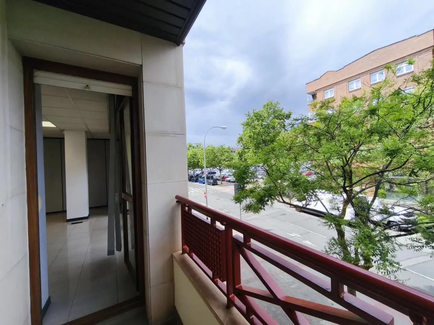 Terrassa de Oficina de lloguer en  Logroño amb Aire condicionat i Calefacció