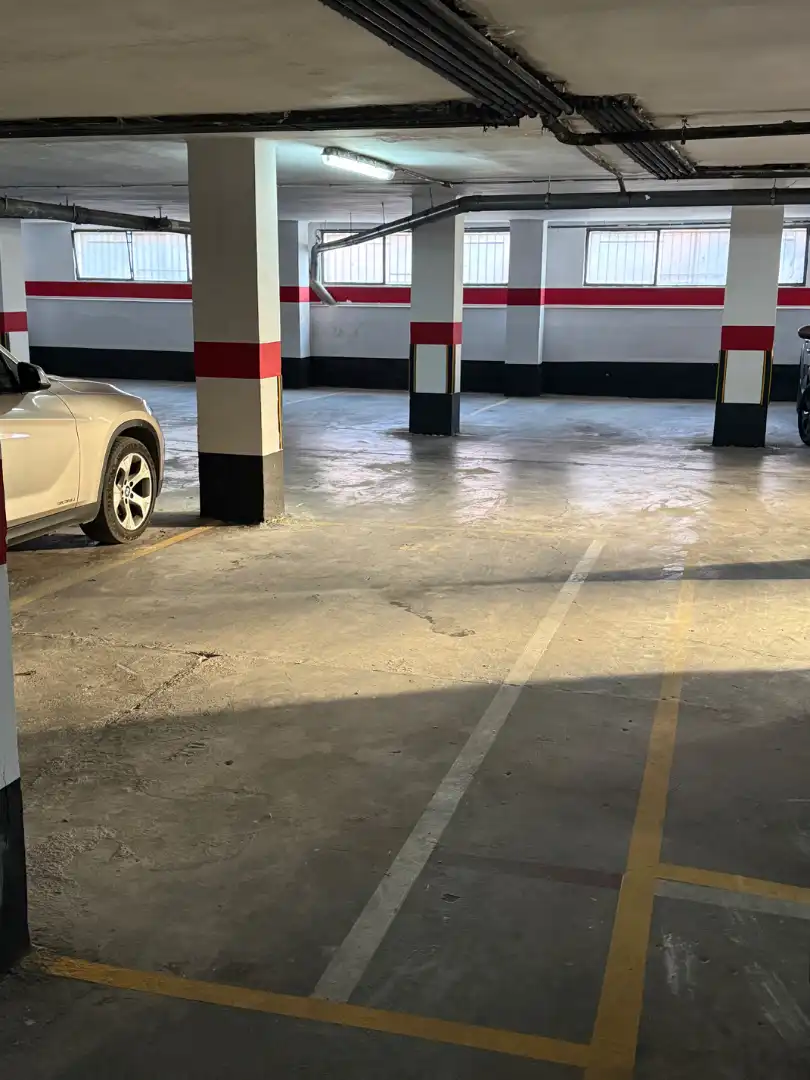 Aparcament de Garatge en venda en Ausias March