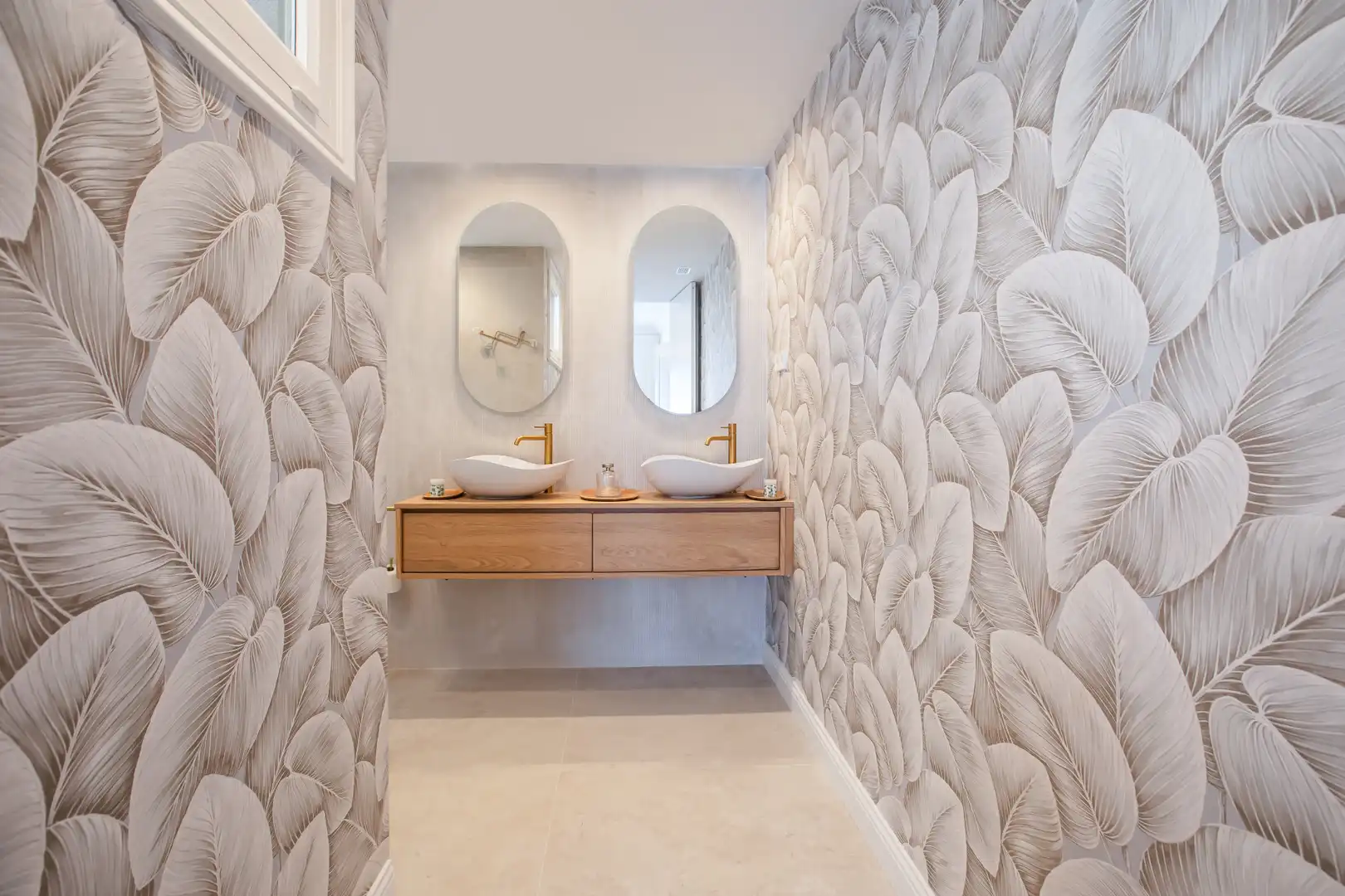 Badezimmer von Dachboden zur Miete in Barcelona mit Klimaanlage, Heizung und Parkett