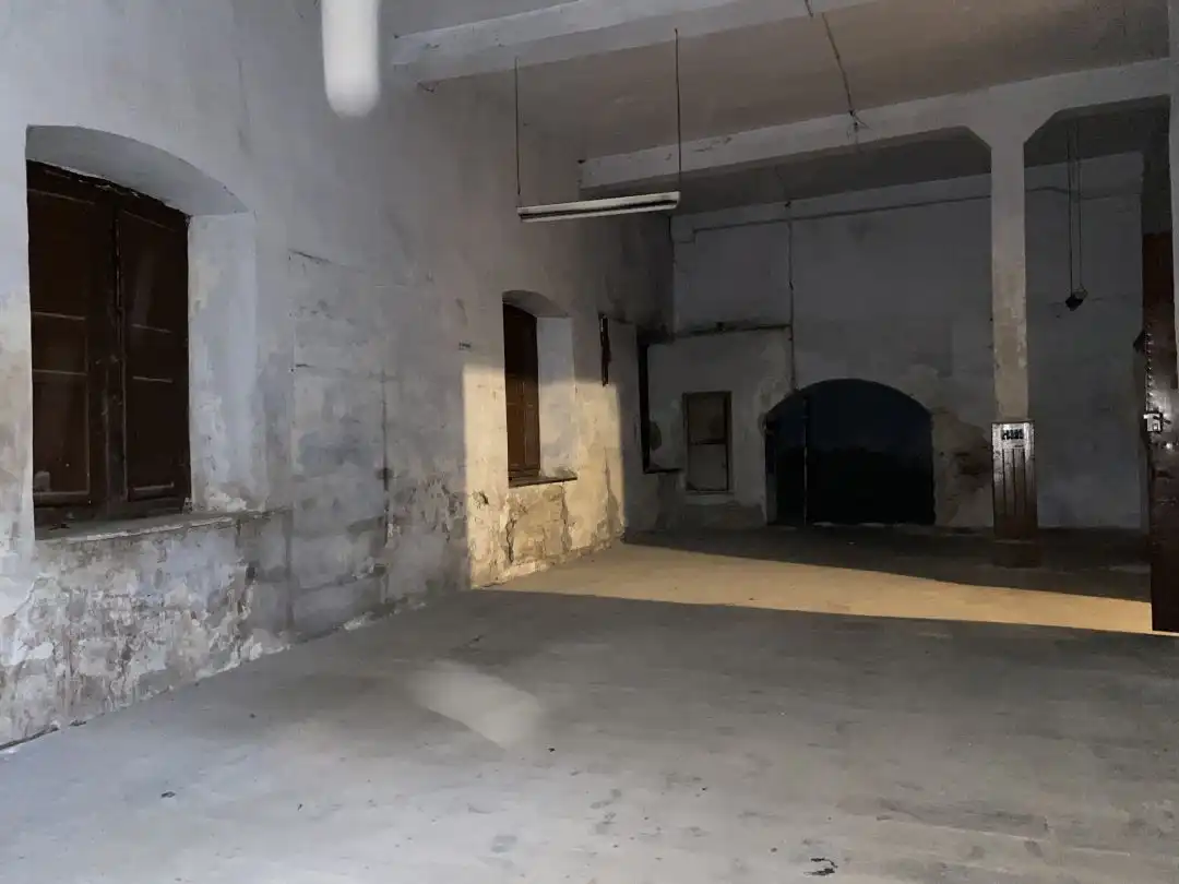 Gewerbefläche zum Verkauf in Bergara