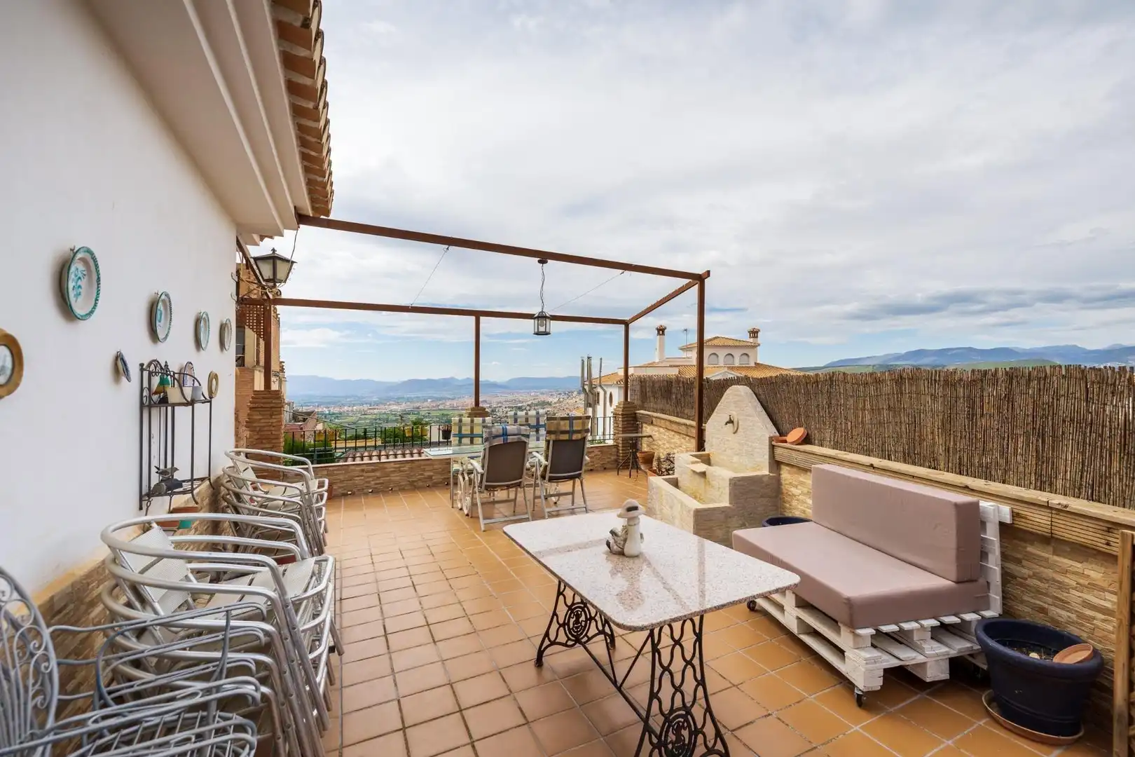 Terrace of Houses for sale in Barrio de la Vega