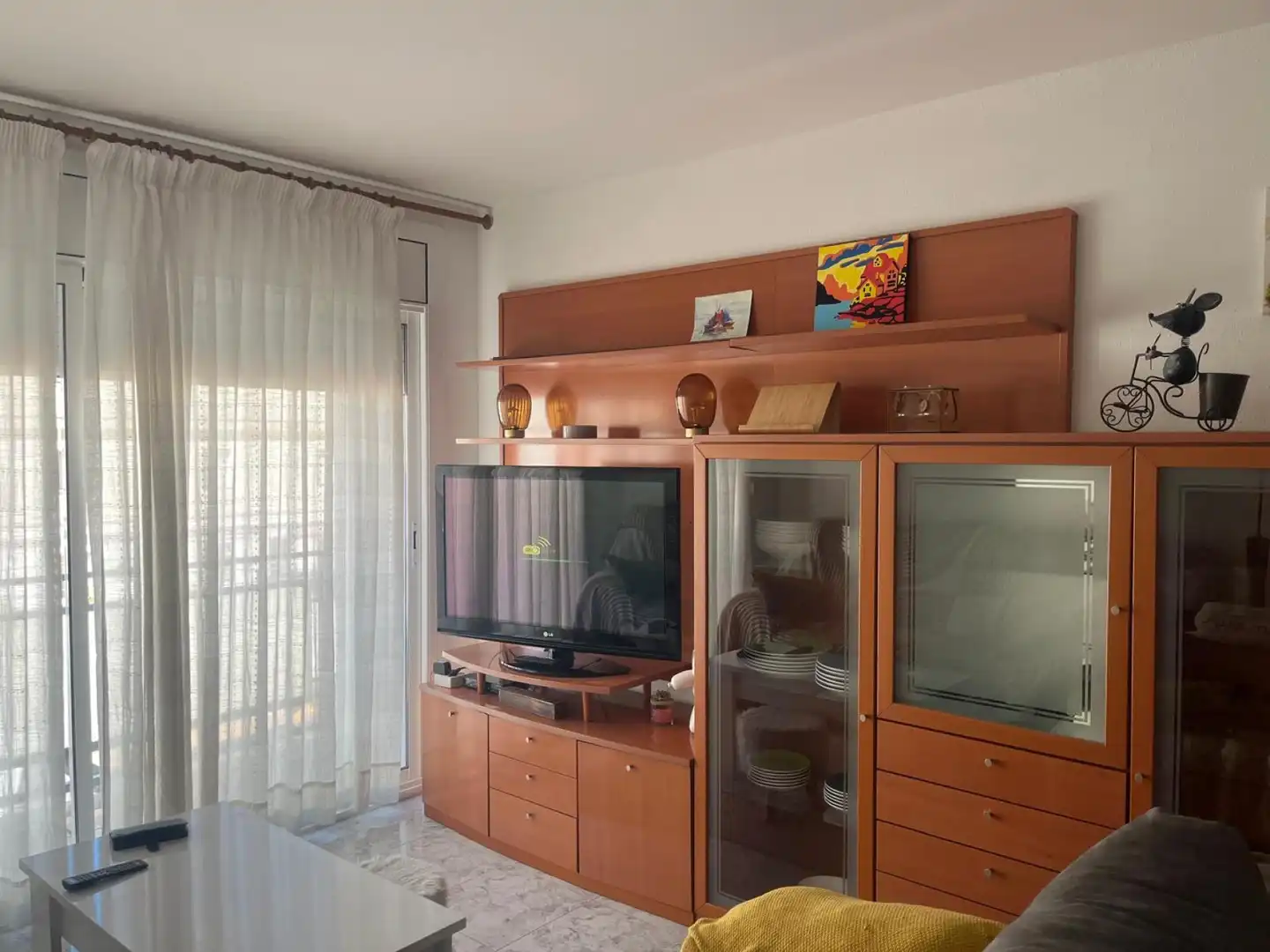 Flat with terrace for sale in Tirso de Molina 30