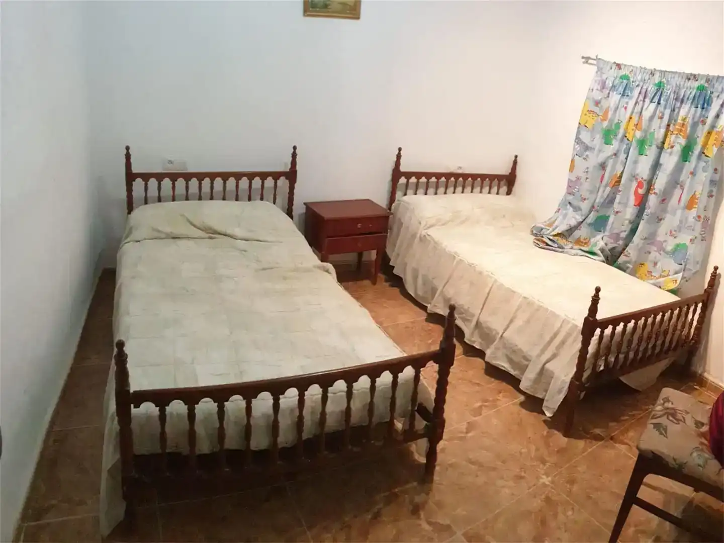 Dormitori de Casa adosada en venda en Alboloduy amb Moblat