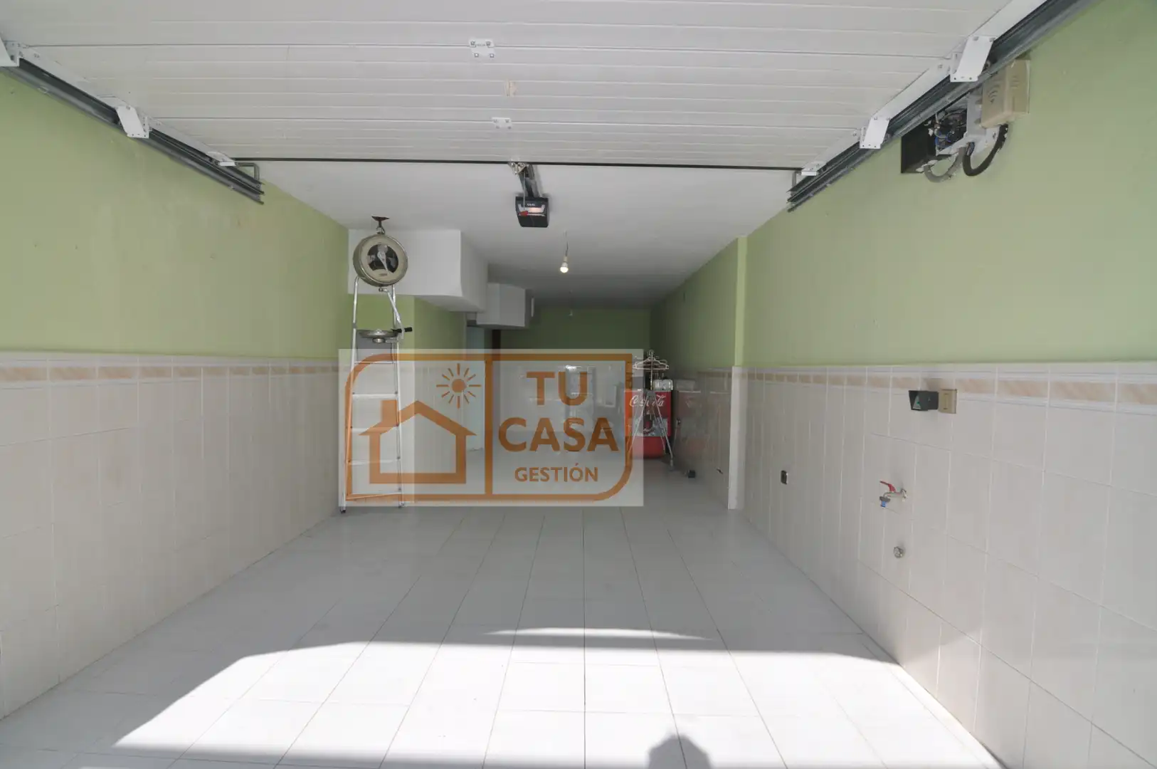 Terraced house with terrace for sale in Calle Carolina Coronado, imagen 27