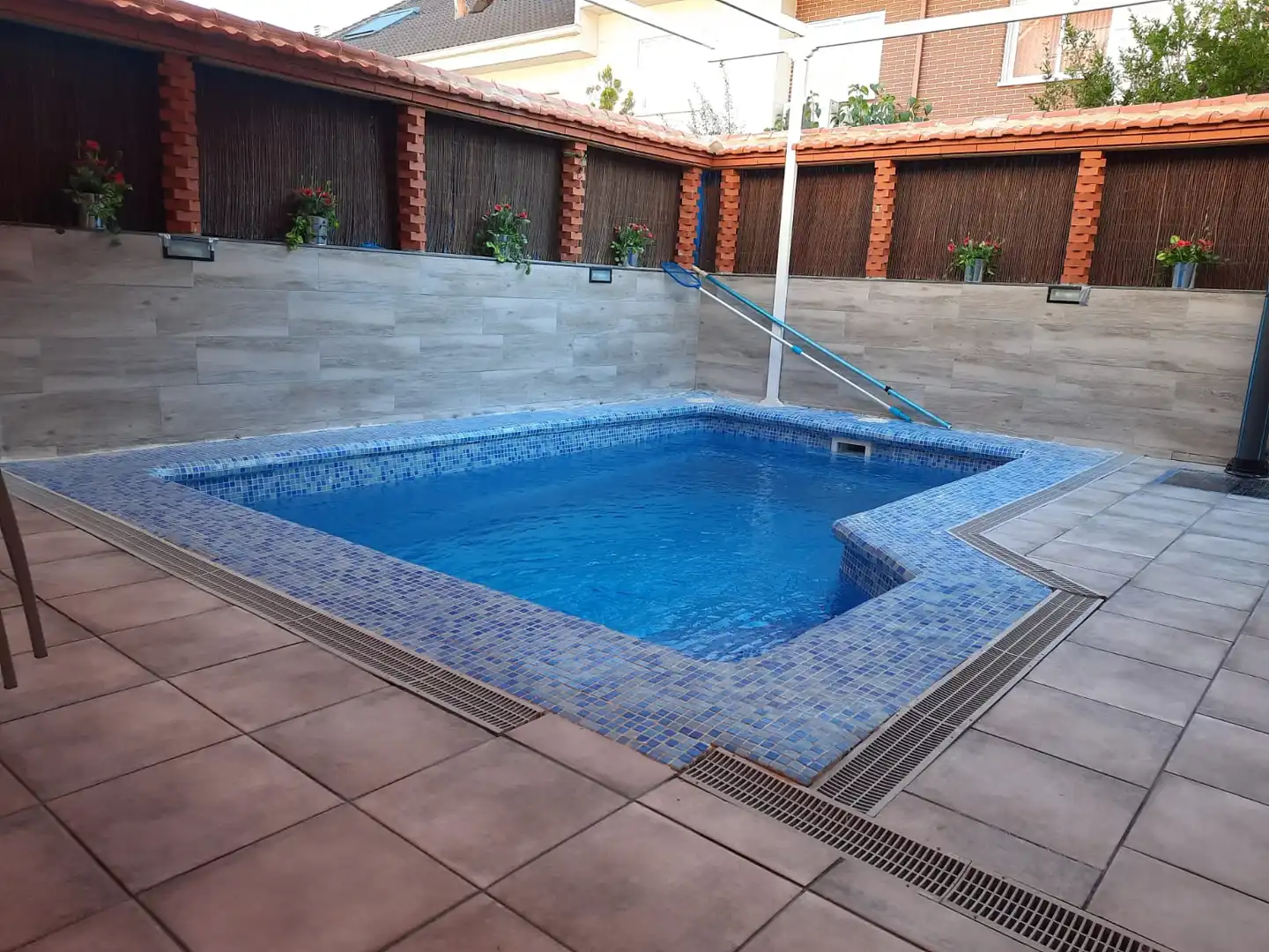 Piscina de Casa adosada en venda en Valdemoro amb Aire condicionat i Piscina