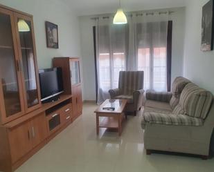 Sala d'estar de Apartament en venda en Guadix amb Balcó