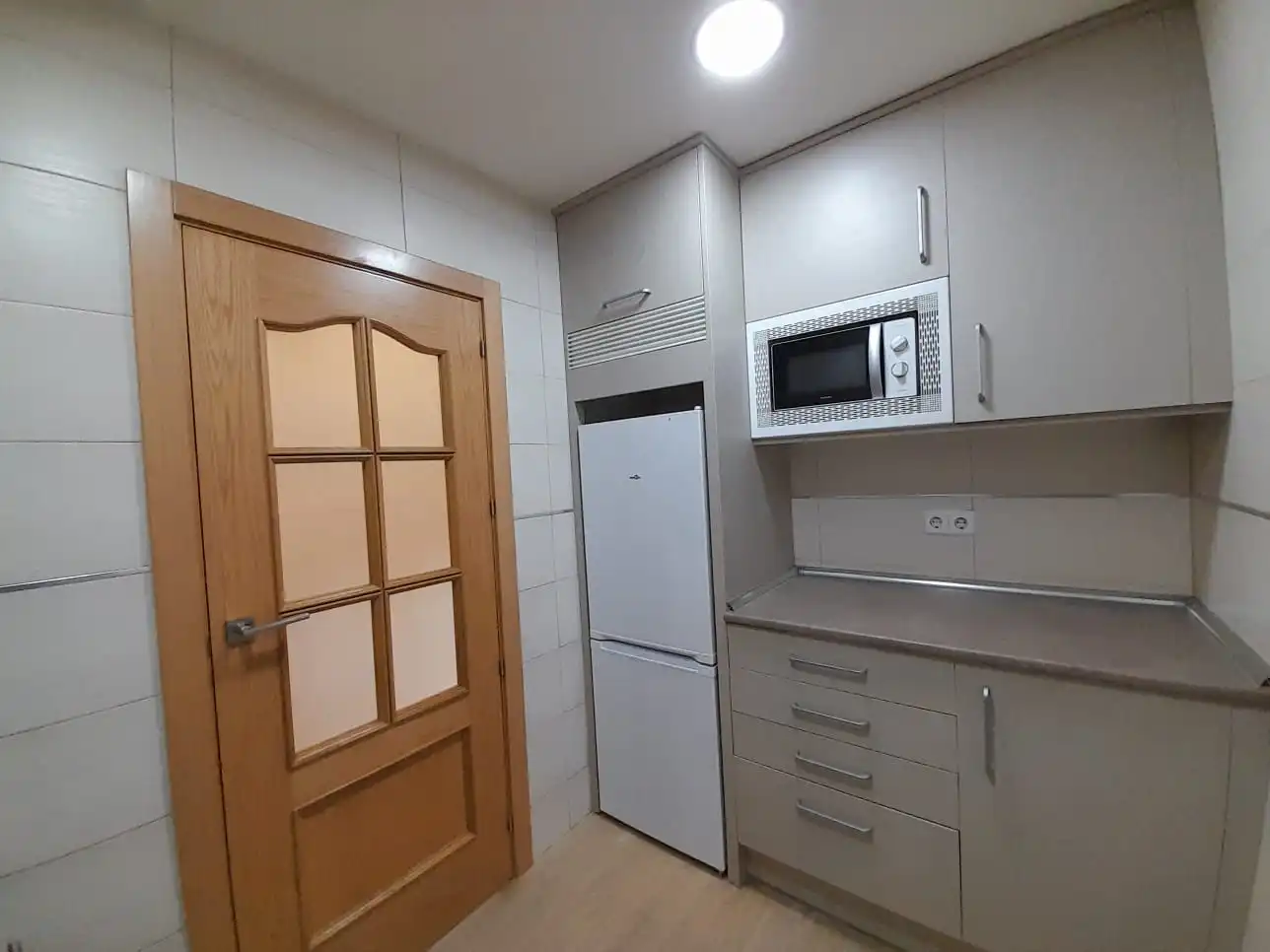 Kitchen of Flat for sale in Madrid  with Air Conditioner, Parquet flooring and Oven