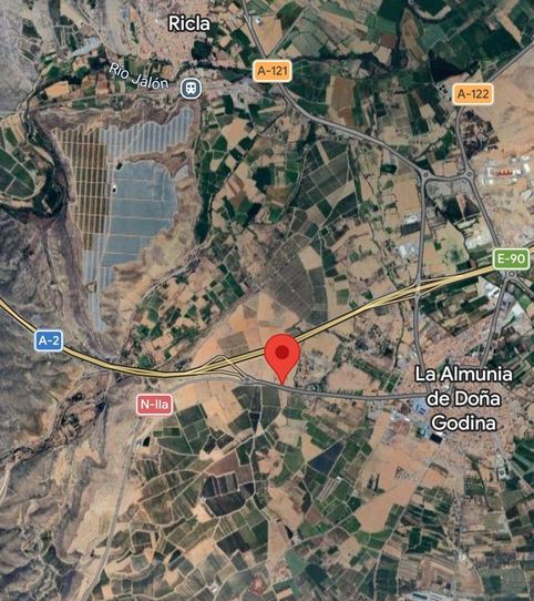 Foto 2 de Residencial en venda a Ricla, Zaragoza