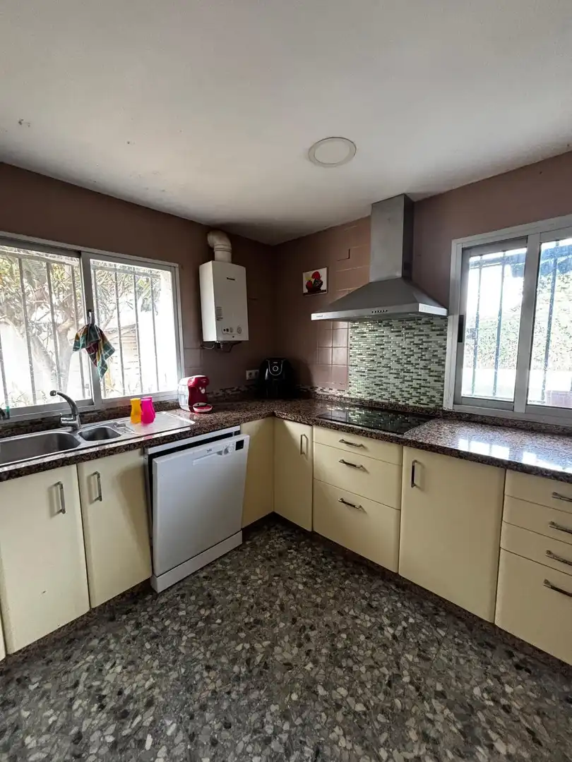 Kitchen of Houses for sale in Chiclana de la Frontera  with Private garden and Swimming Pool