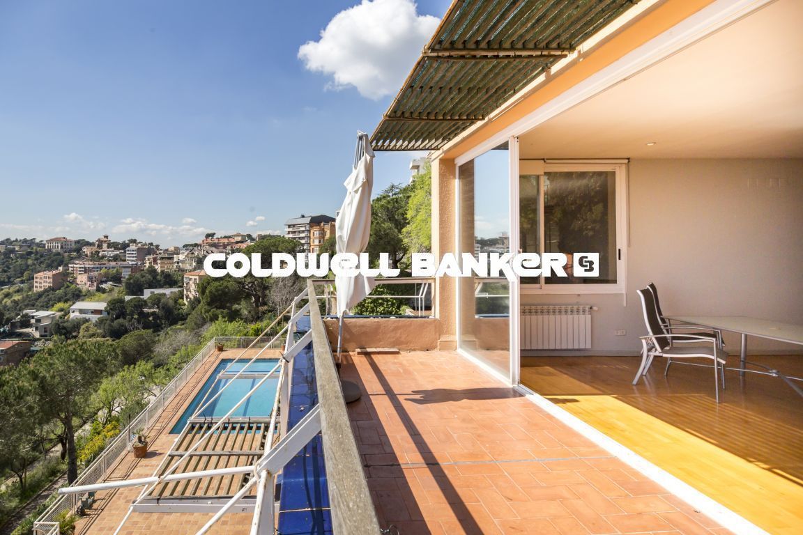Terraza de Casa o chalet en venta en  Barcelona Capital con Calefacción, Jardín privado y Parquet