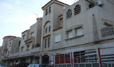 Piso en venta en C/ Antoñete, Carretera Mojonera – Cortijos de Marín