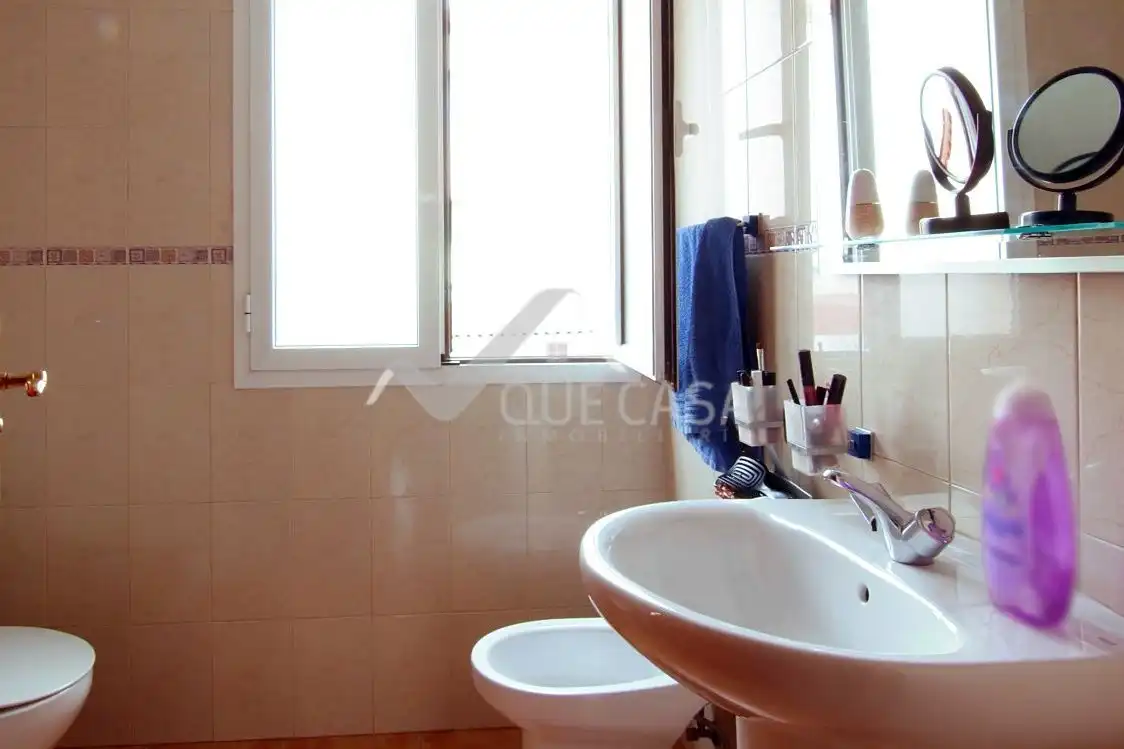 Baño de Dúplex en venta en Santa Lucía de Tirajana con Jardín privado