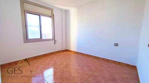 Foto 4 de Piso en venta en Sant Vicenç Dels Horts, Barcelona
