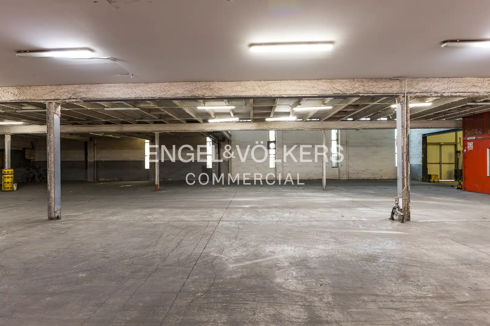 Nau industrial en venda en El Prat de Llobregat