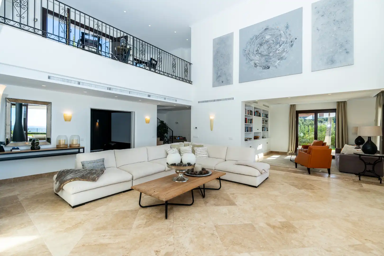 House with pool for sale in Benahavís pueblo, imagen 12