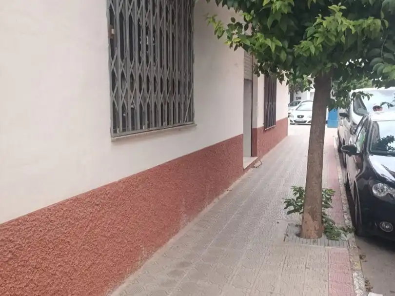 Vista exterior de Local en venda en Caravaca de la Cruz amb Aire condicionat, Moblat i Alarma