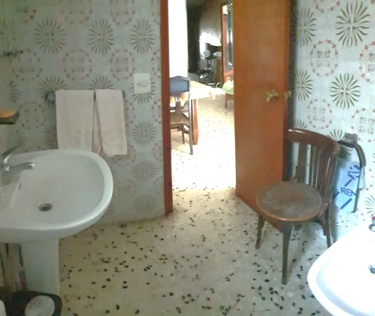 Bathroom of Houses for sale in Paracuellos de la Ribera