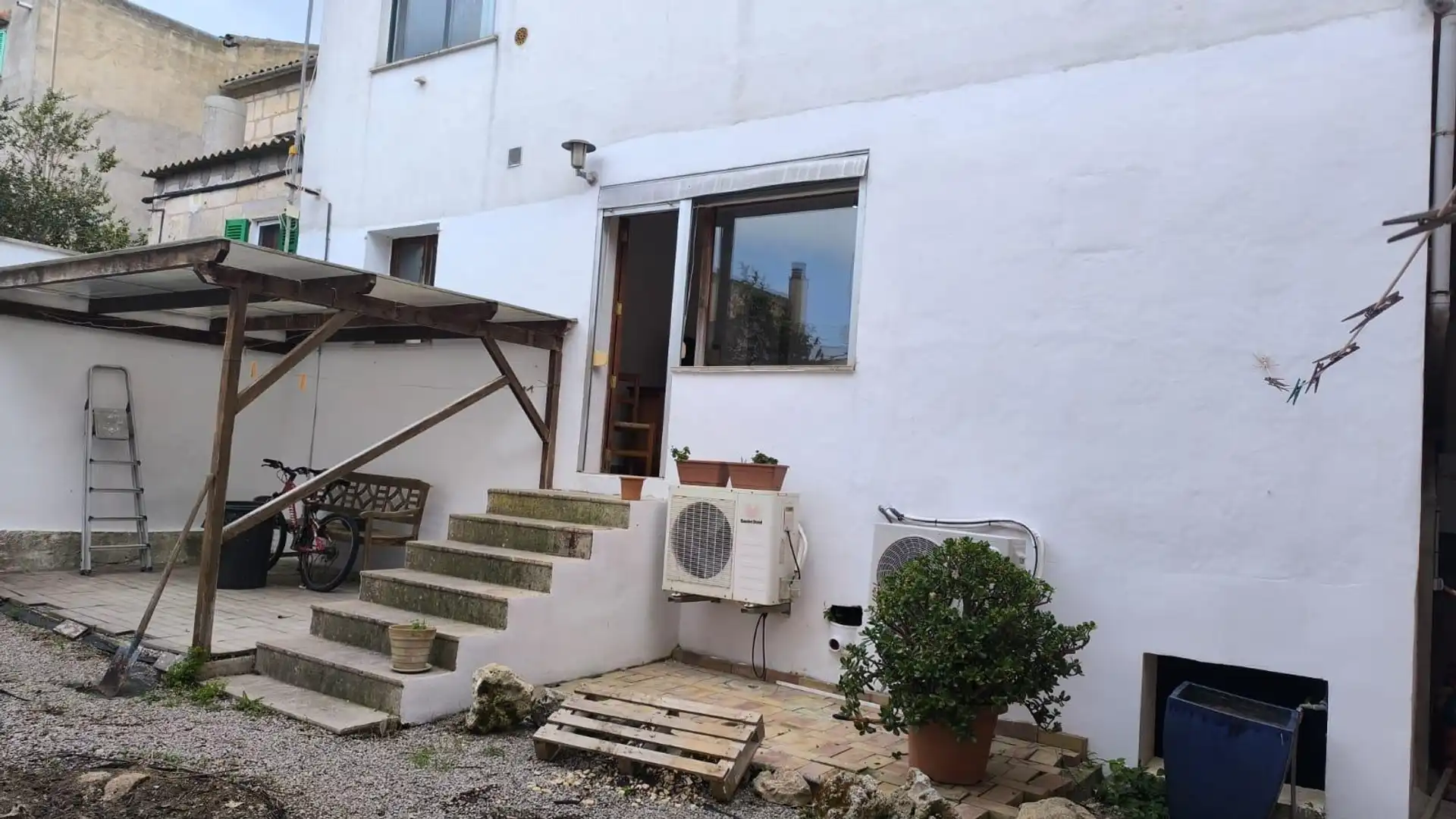 Vista exterior de Casa o xalet de lloguer en Manacor amb Jardí privat