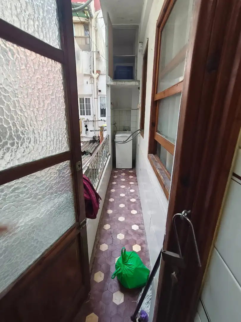 Flat with terrace for sale in Carrer de l'Escriptor Mariá Serrano 12, imagen 4