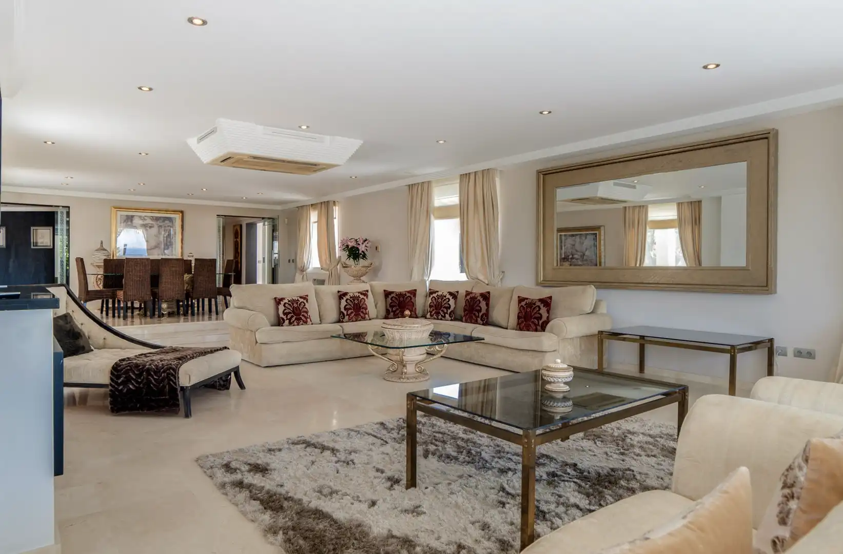 Chalet con piscina en venta en Elviria - Cabopino, imagen 6