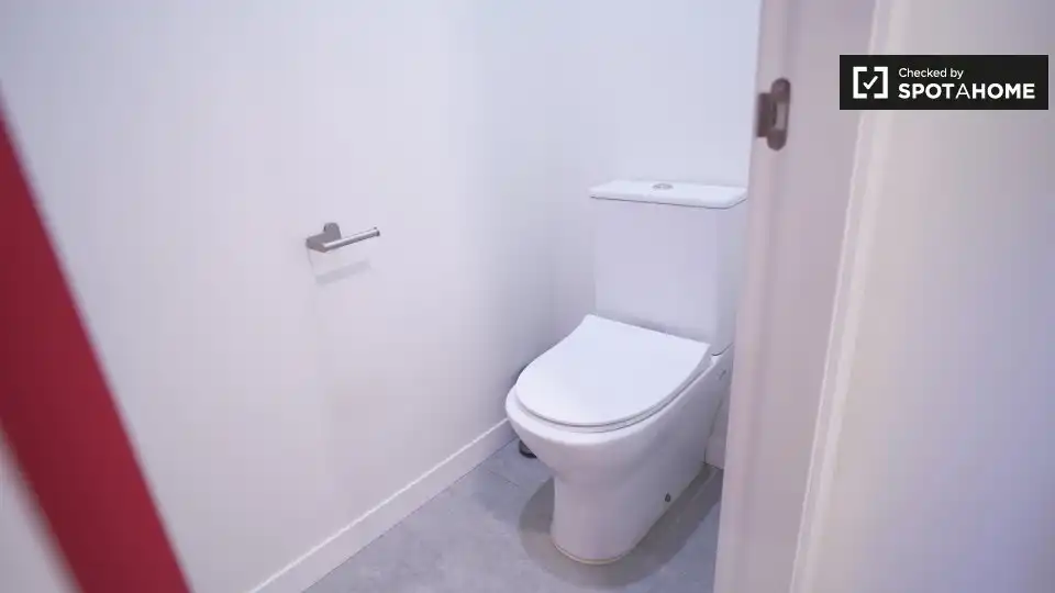 Room in Triana Oeste