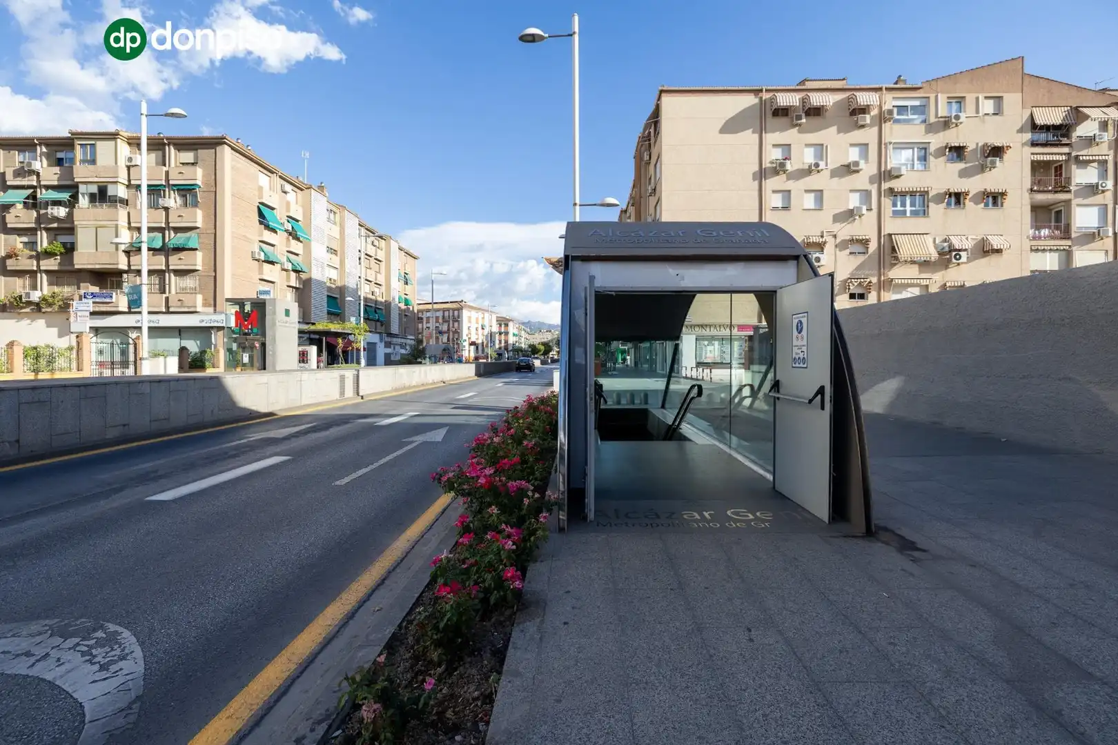Local en venta en Granada, Granada
